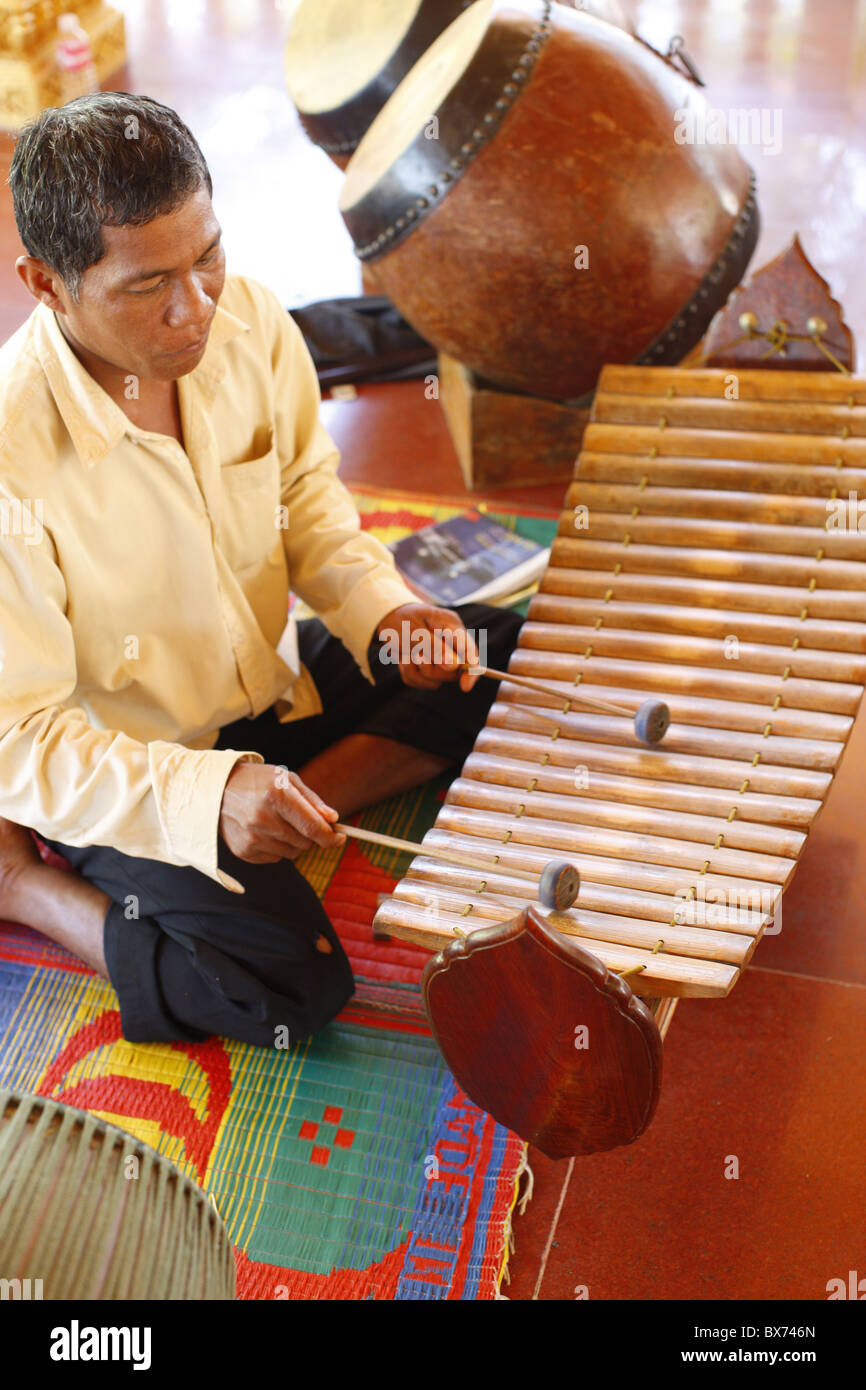 Gamelan instruments in a Cambodian pagoda, Siem Reap, Cambodia, Indochina, Southeast Asia, Asia Stock Photo