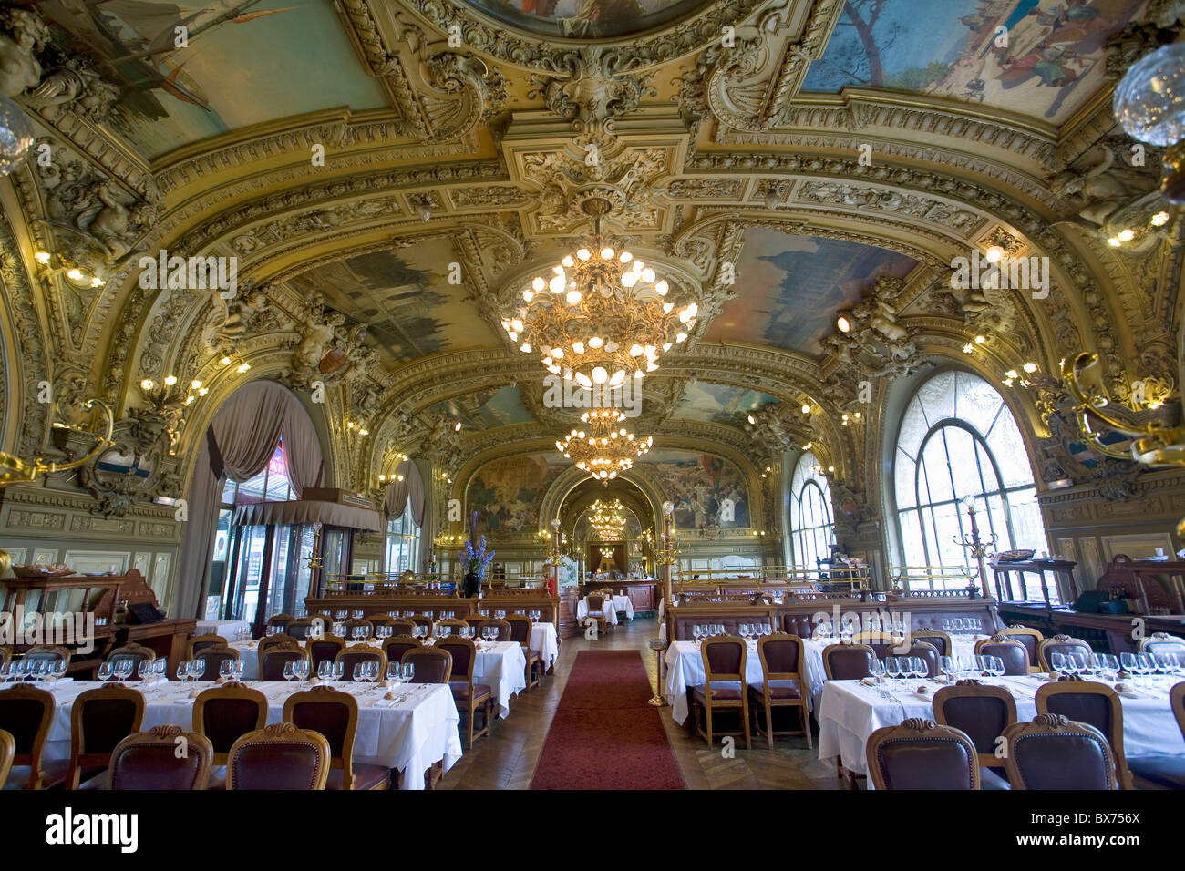 dining room of le train bleu restaurant in the gare de lyon with ...