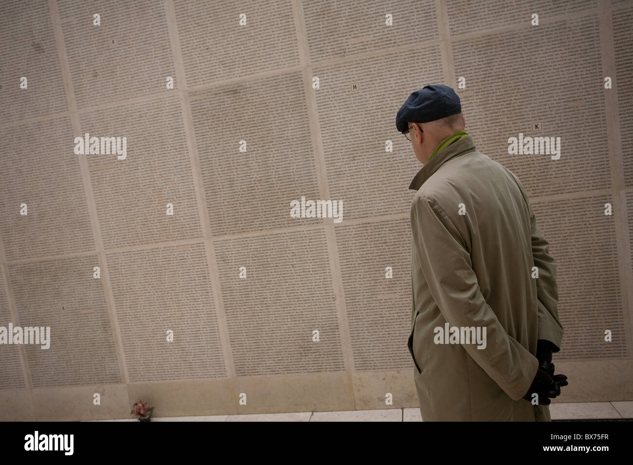 Mur des Noms at Mémorial de la Shoah bearing the names of the Jews deported from France Stock Photo