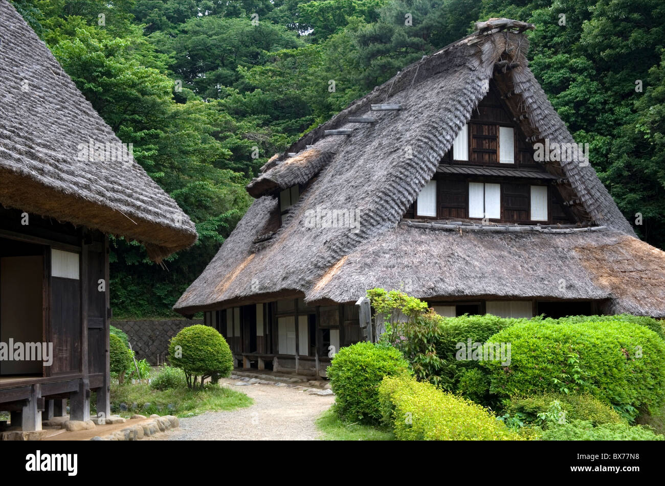 Thatched roof village residences at Nihon Minkaen (Open-air Folk House ...