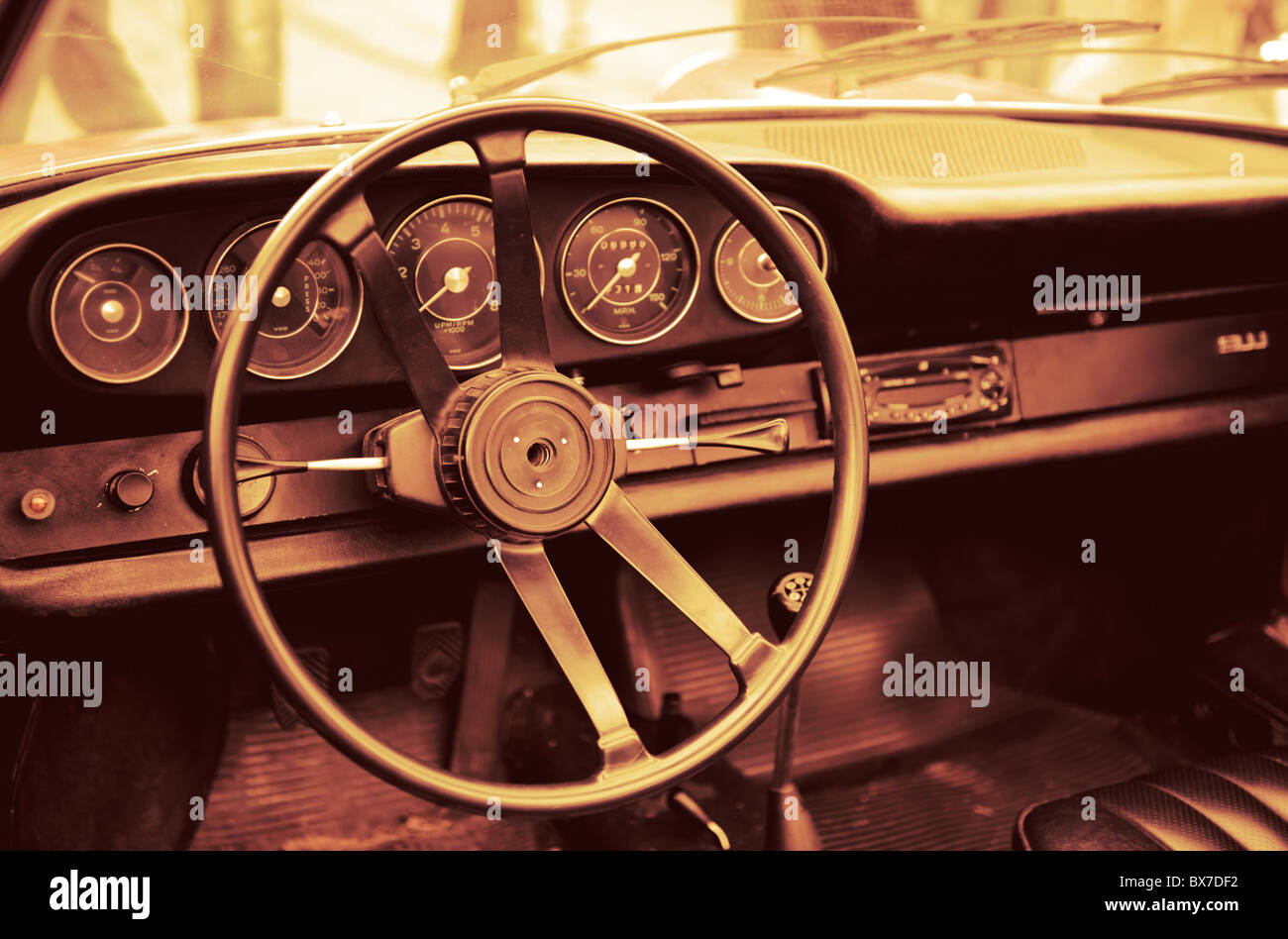 American Dream. Toned old car Stock Photo - Alamy