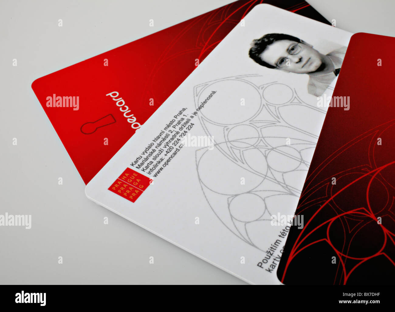 Opencard hi-res stock photography and images - Alamy