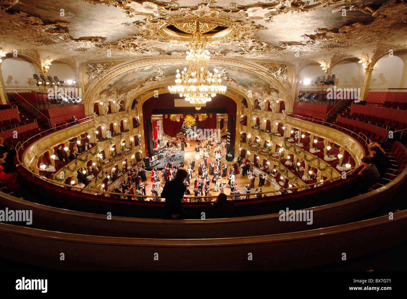 Opera Ball, dancers, dance,theater Stock Photo - Alamy