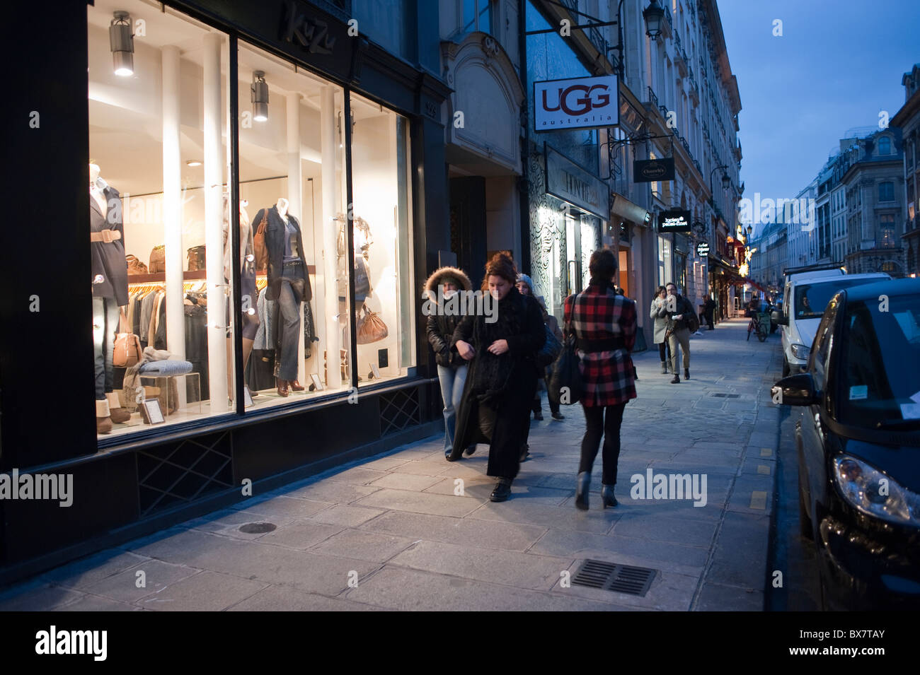 Rue st honore paris hi-res stock photography and images - Alamy