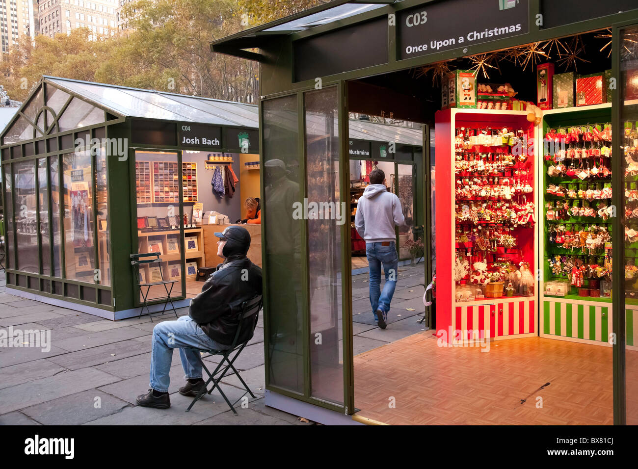 "Bryant Park Holiday Market, NYC Stock Photo Alamy