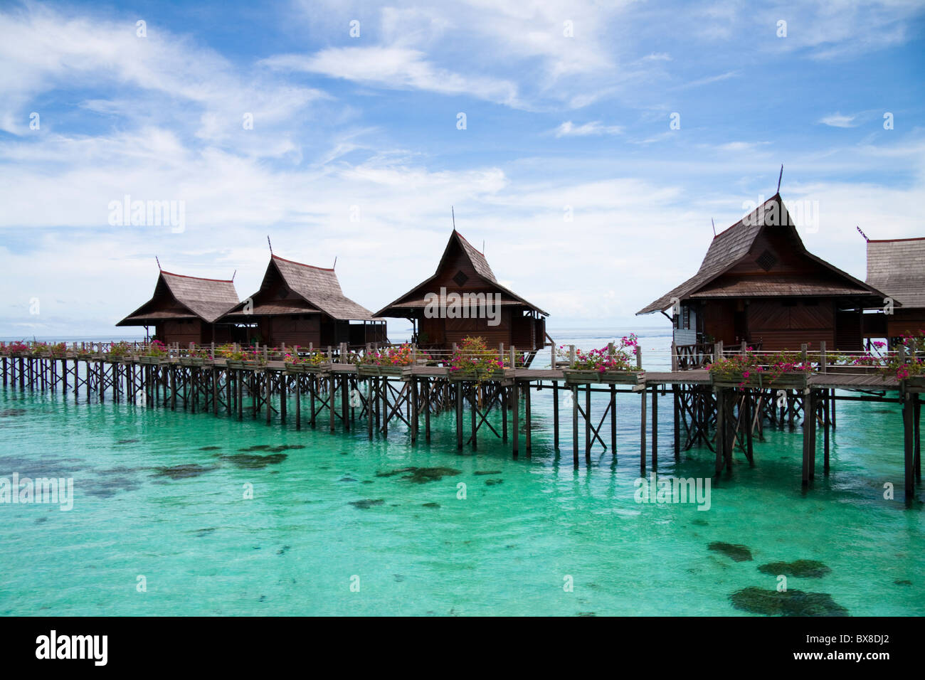 Water Bungalows Sipadan Kapalai Dive Holiday Resort Ligitan Reefs Borneo Malaysia Stock Photo Alamy
