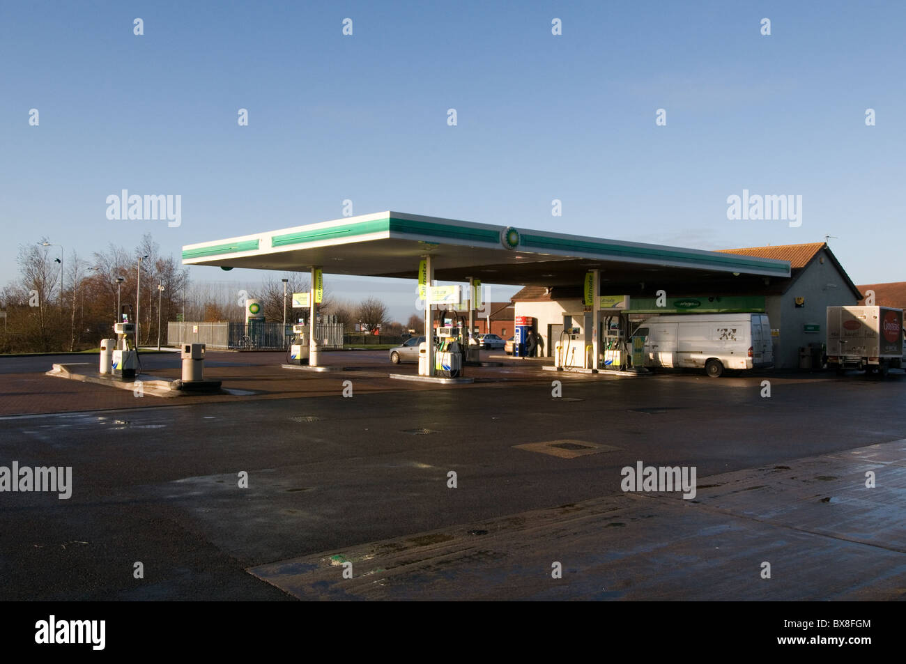 Diesel Garage High Resolution Stock Photography and Images Alamy