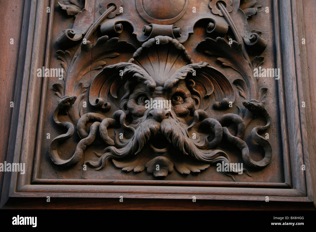 Wood Patterns Rome Wooden carved shapes on door in rome hi-res stock photography and ...
