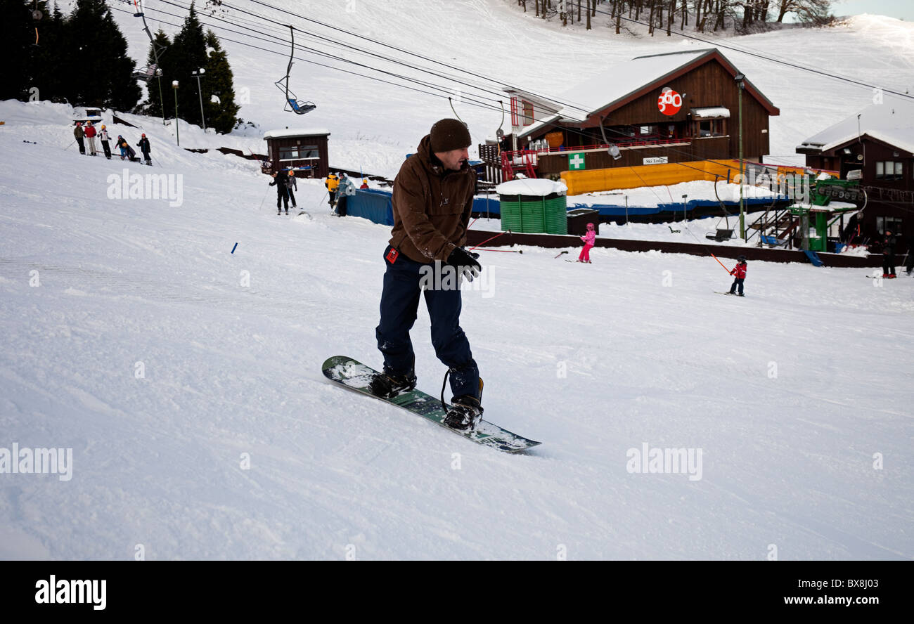 Ski slope scotland hires stock photography and images Alamy