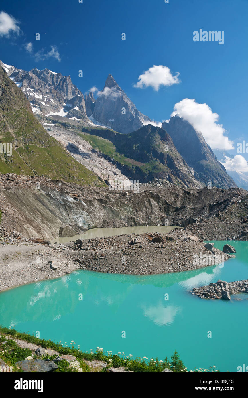 Morainic landscape hi-res stock photography and images - Alamy