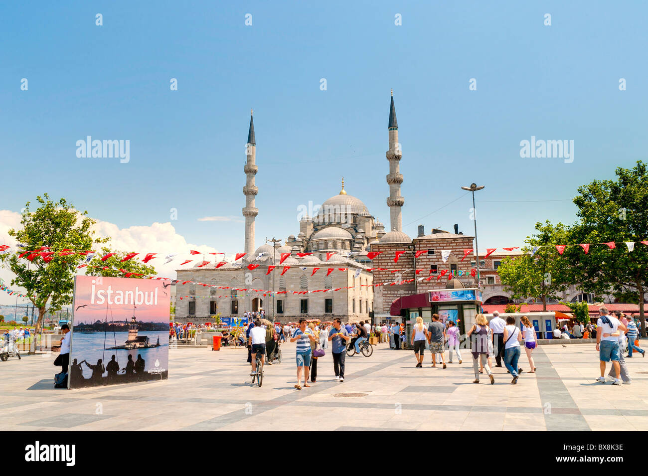 Yeni Cami Mosque (also known as the New Mosque) Istanbul Turkey Stock Photo