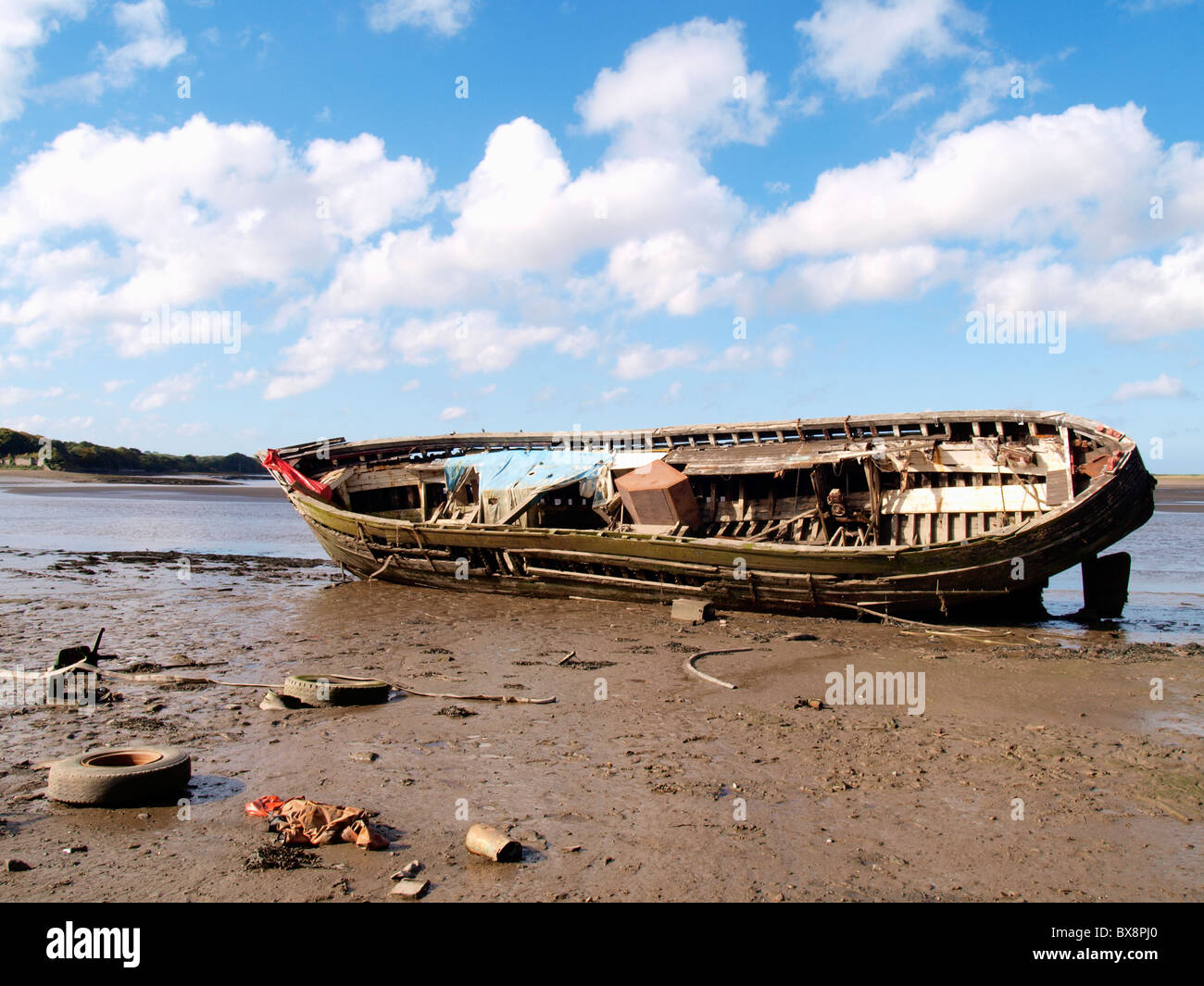 Old wooden ship wreck, River Taw, Fremington, Devon, UK Stock Photo Alamy