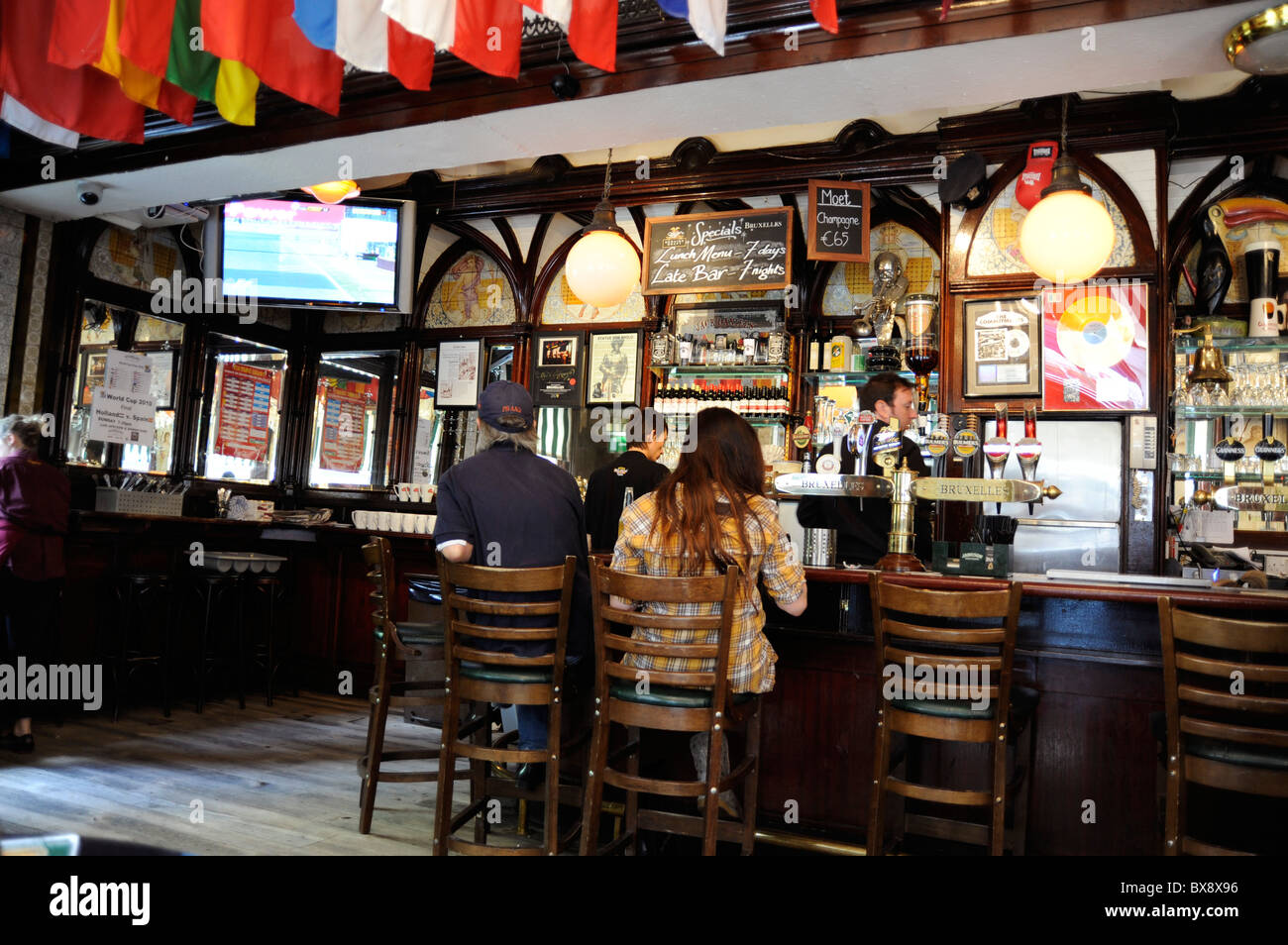 Dublin pub near grafton street hires stock photography and images Alamy