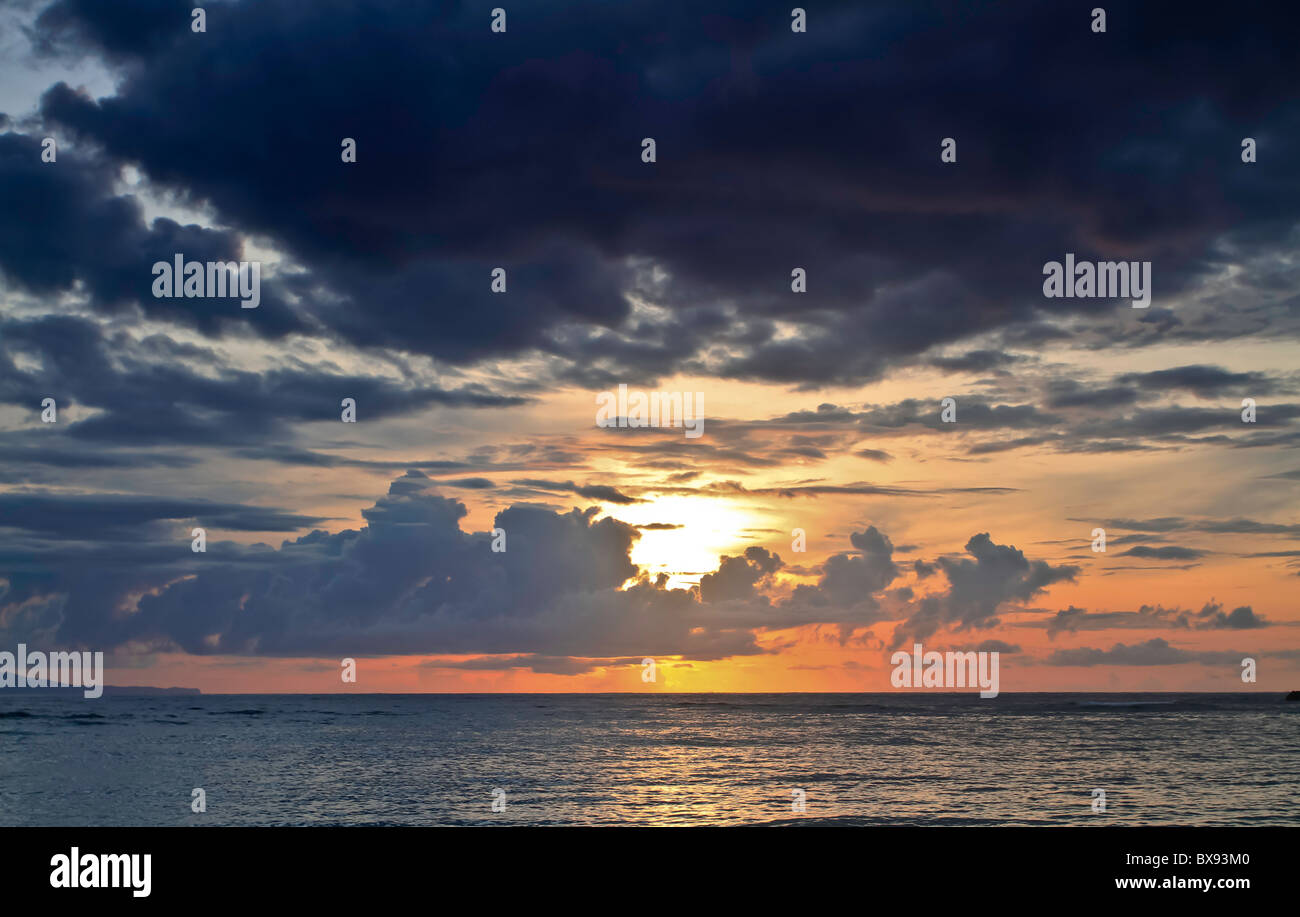 Golden reflections in sea water hi-res stock photography and images - Alamy