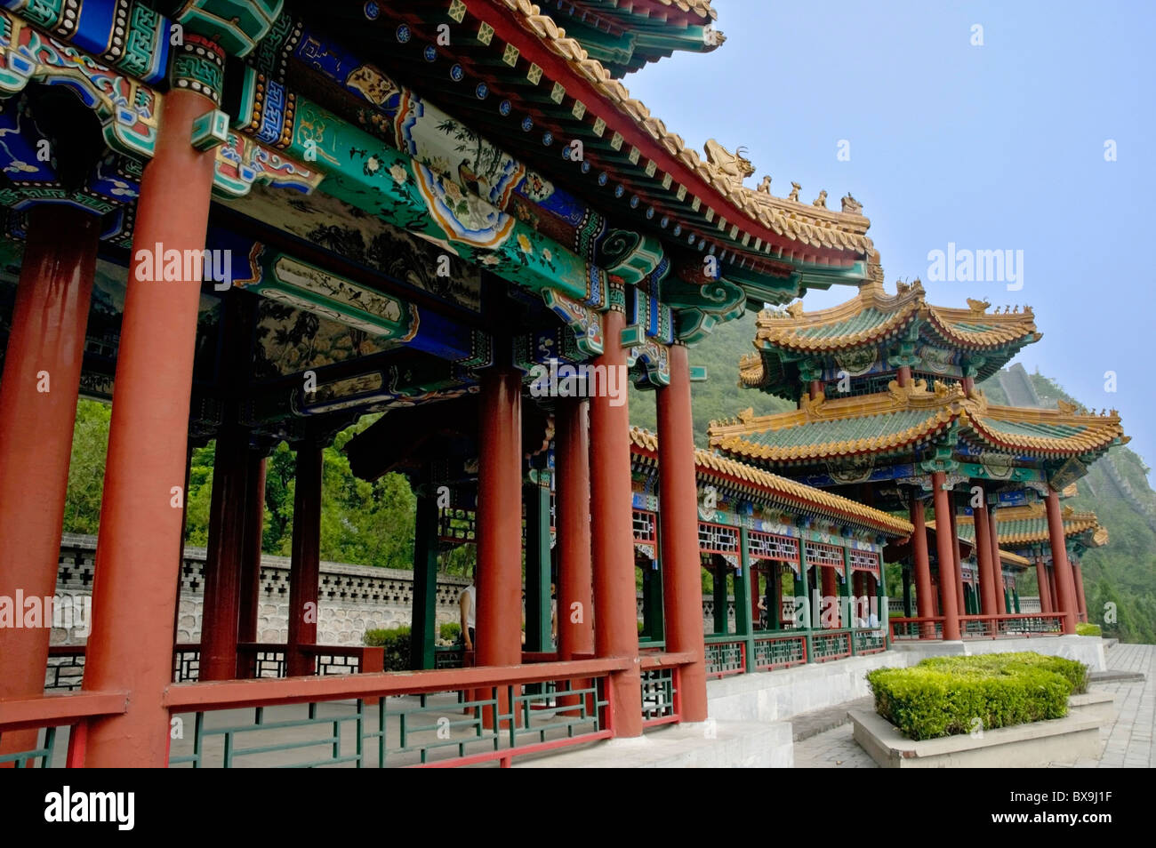 Decorative columns and pavilions on the Great Wall of China, Juyongguan Gate near Badaling, China Stock Photo
