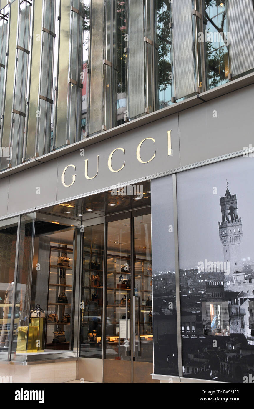forræder Plaske Ved navn Gucci store, Ginza, Tokyo, Japan Stock Photo - Alamy