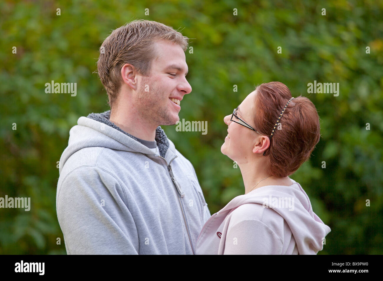 Couple man woman head hi-res stock photography and images - Alamy