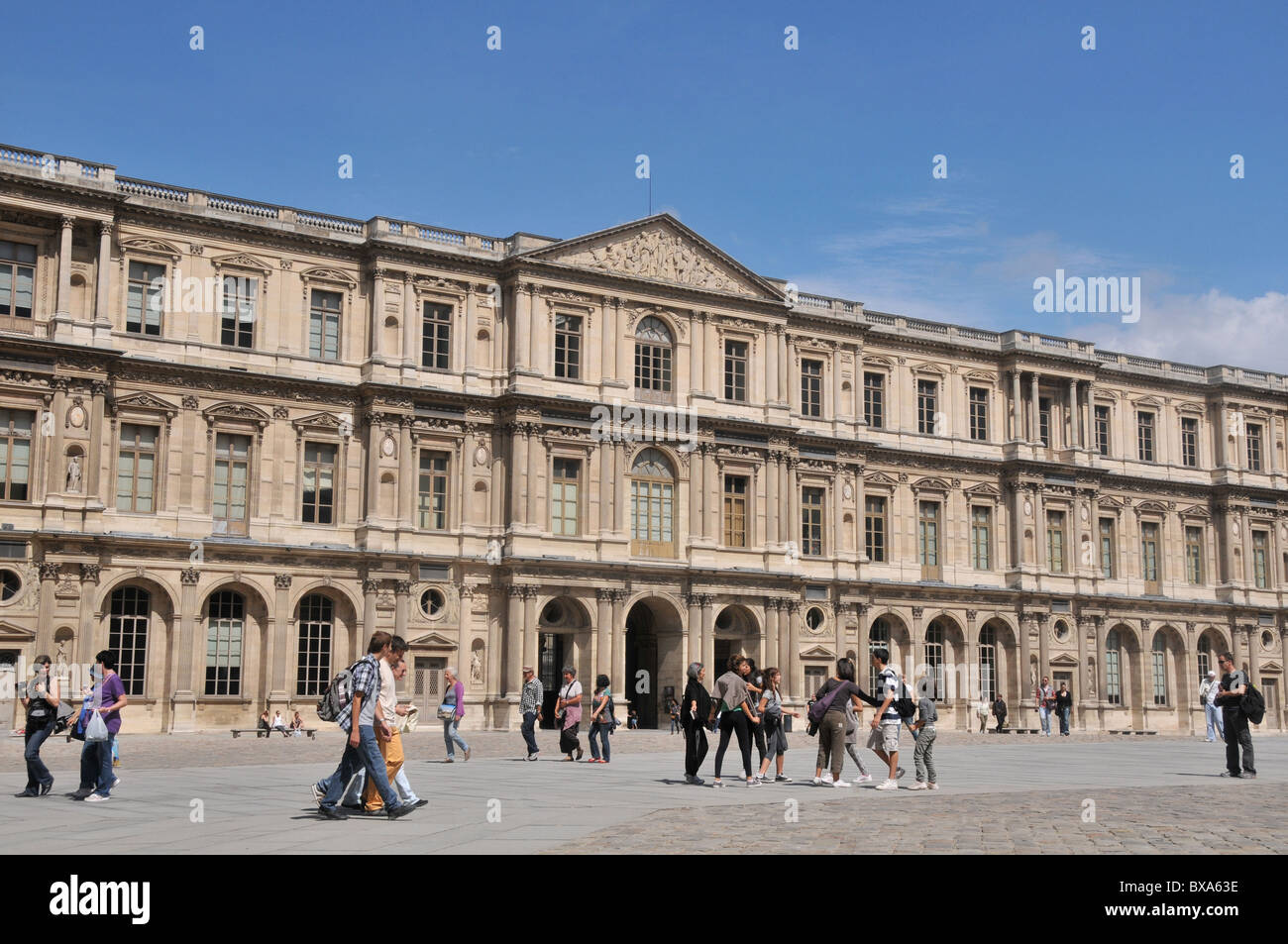 Louvre museum building hi-res stock photography and images - Alamy