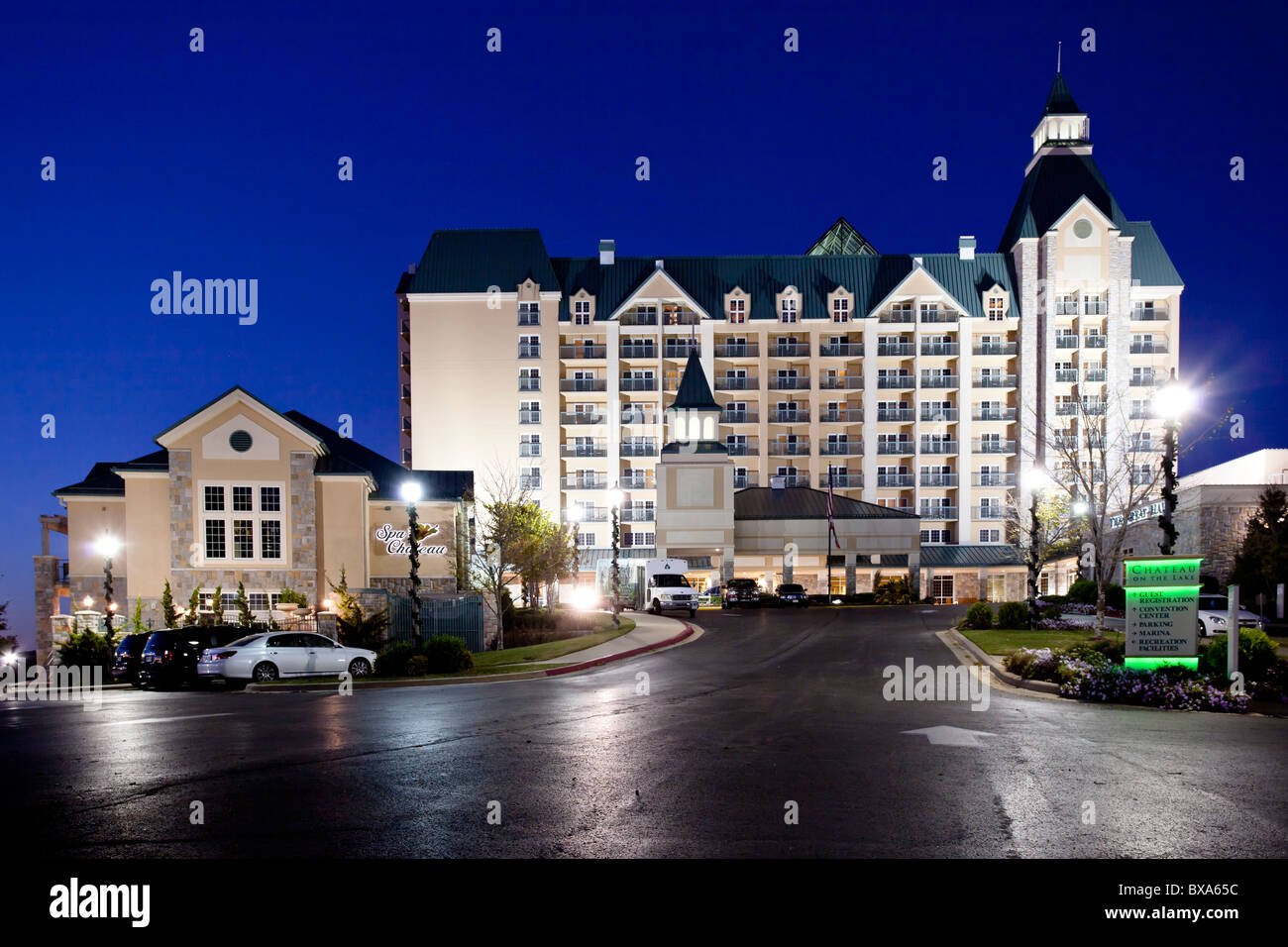The Chateau on the Lake hotel and resort illuminated at dusk in Branson, Missouri, USA. Stock Photo