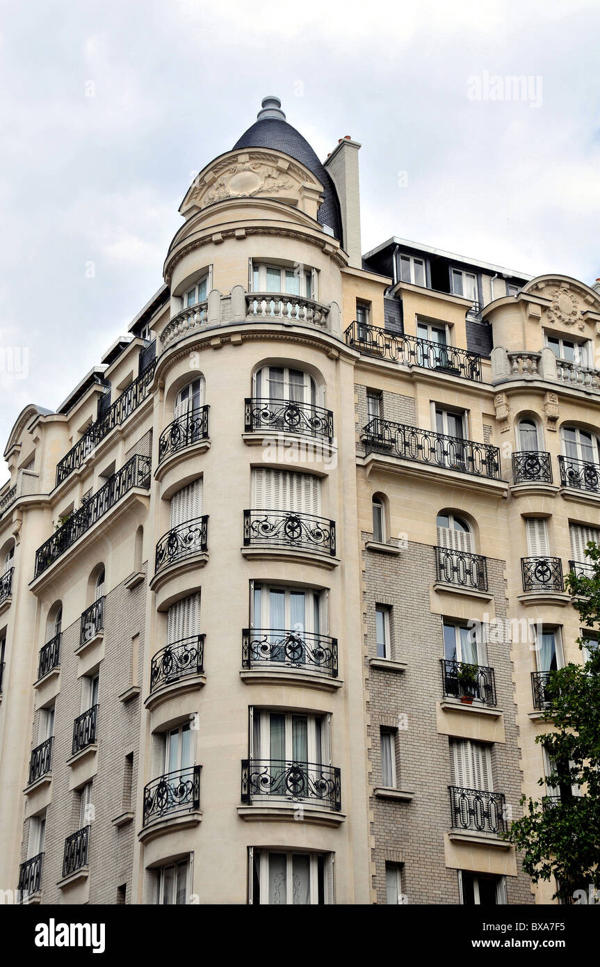 old residential building, Paris, France Stock Photo