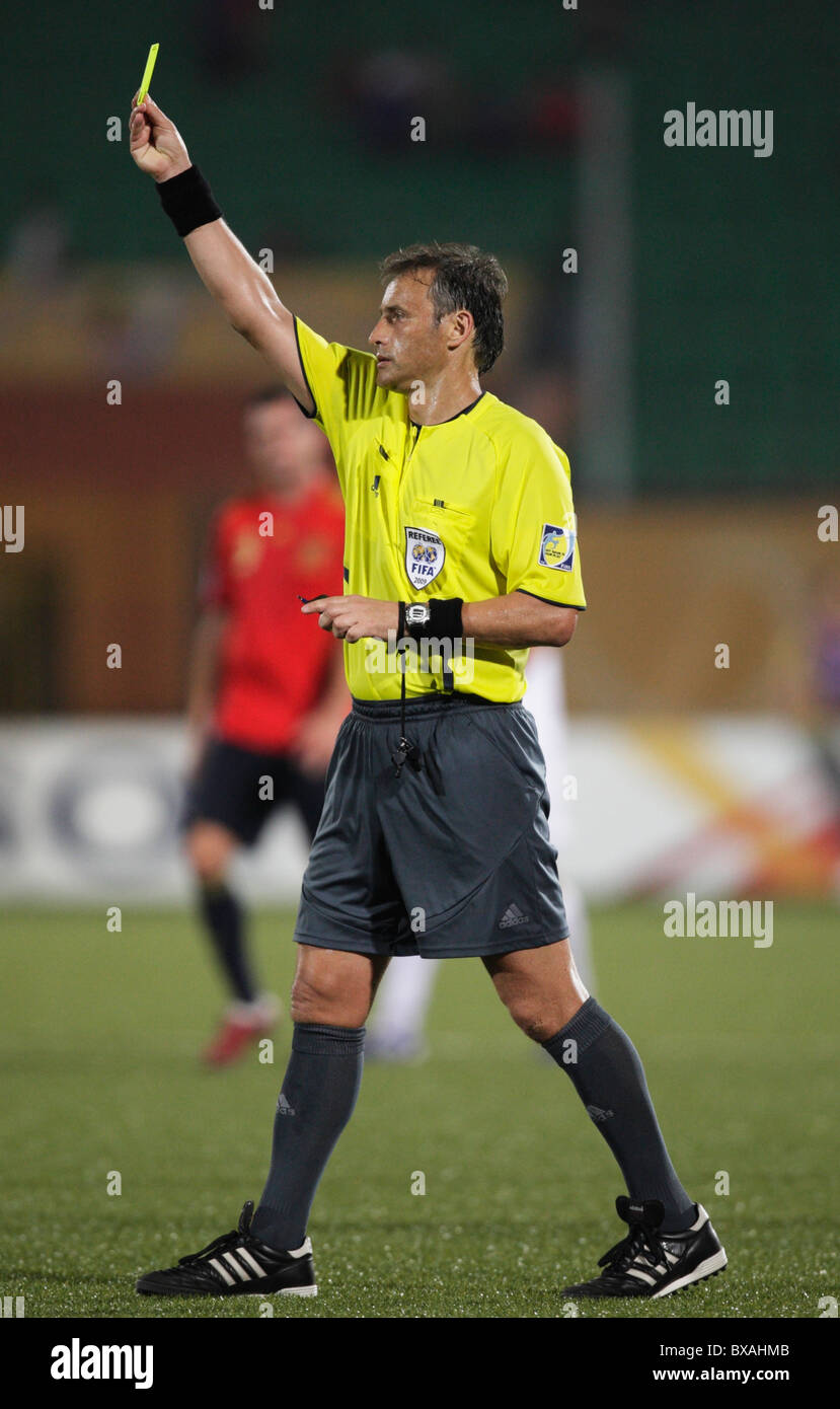 Referee Hector Baldassi issues a yellow card caution during a FIFA U-20 World Cup round of 16 match between Spain and Italy. Stock Photo
