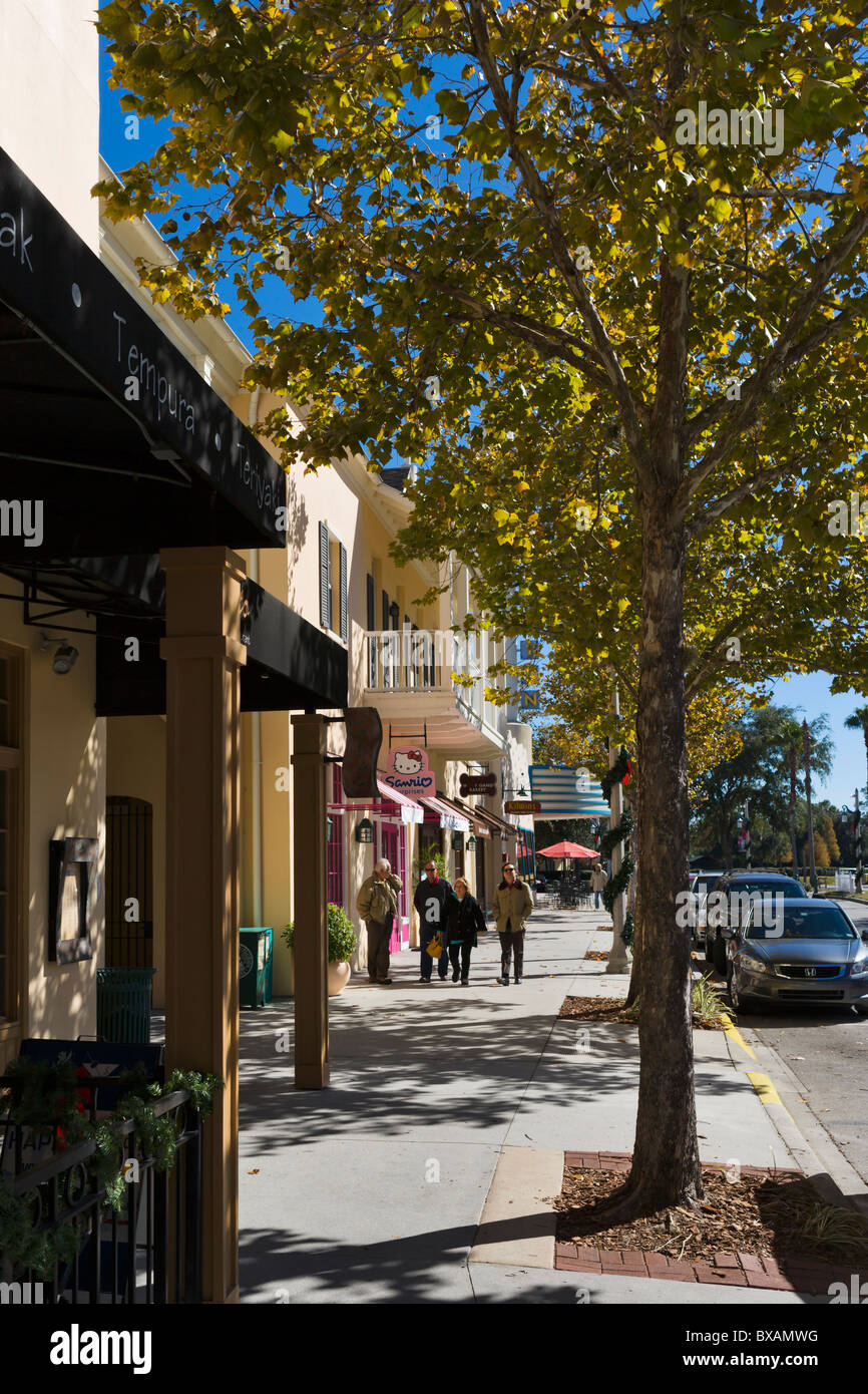 Shops and restaurants on the waterfront in the Disney purpose built township of Celebration, Kissimmee, Orlando, Florida, USA Stock Photo