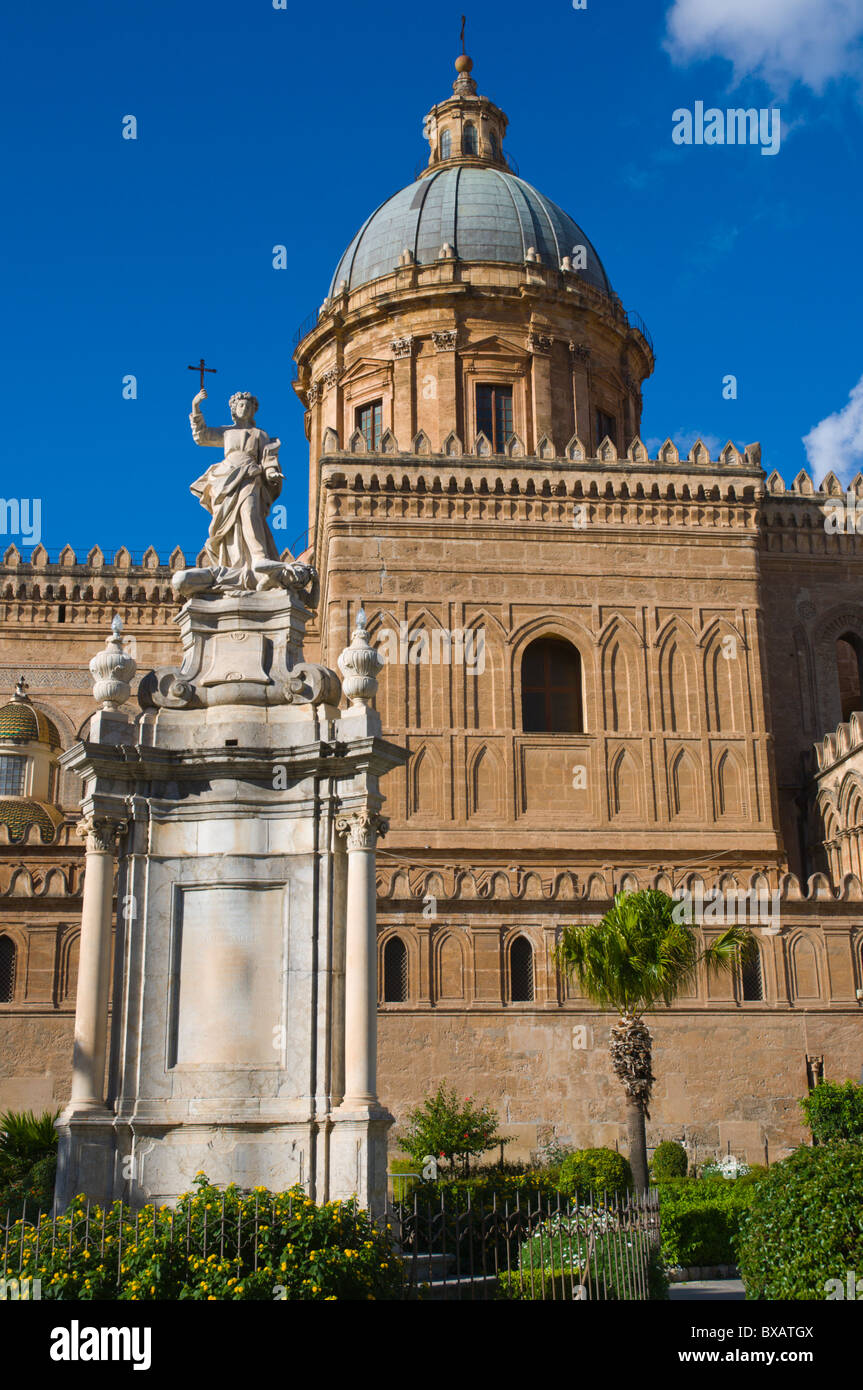 Palazzo real or palazzo dei normanni hires stock photography and