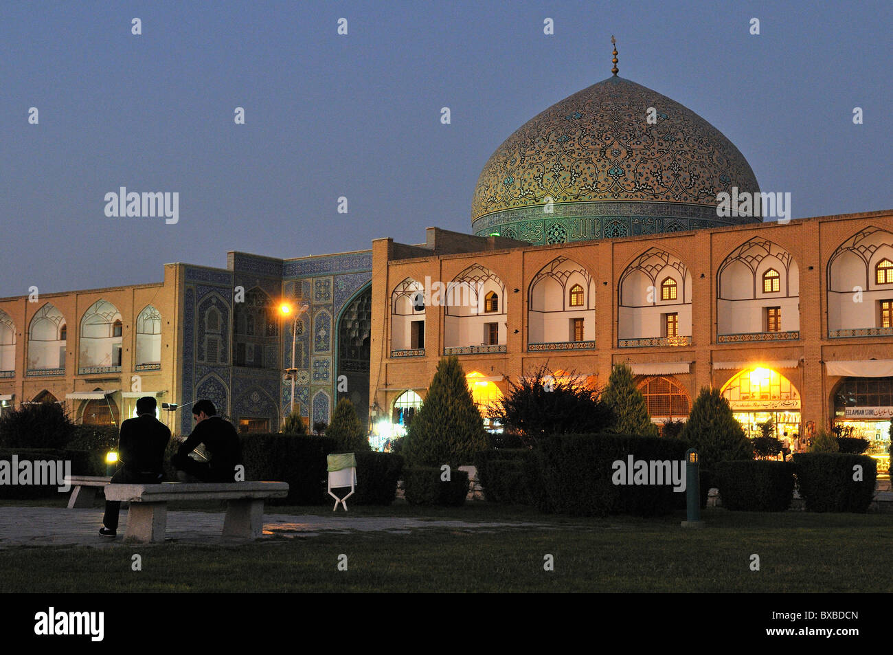 Meidan-e Emam, Naqsh-e Jahan, Imam Square with Sheik Lotfollah, Lotf Allah Mosque, Esfahan, UNESCO World Heritage Site, Isfahan Stock Photo