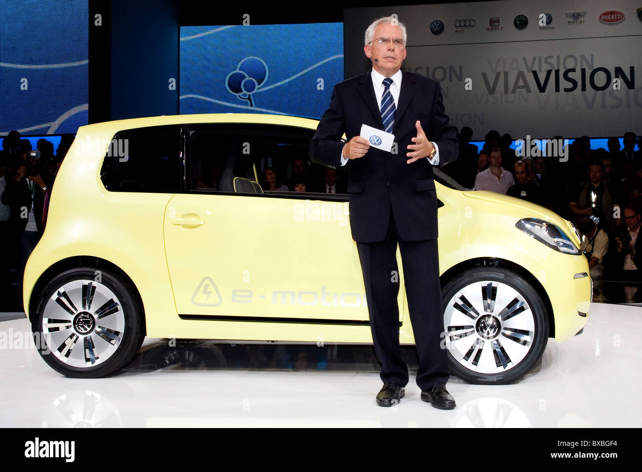 Ulrich Hackenberg, chairman of the board of development, Volkswagen AG, presenting the study of the VW electric car e-up, during Stock Photo