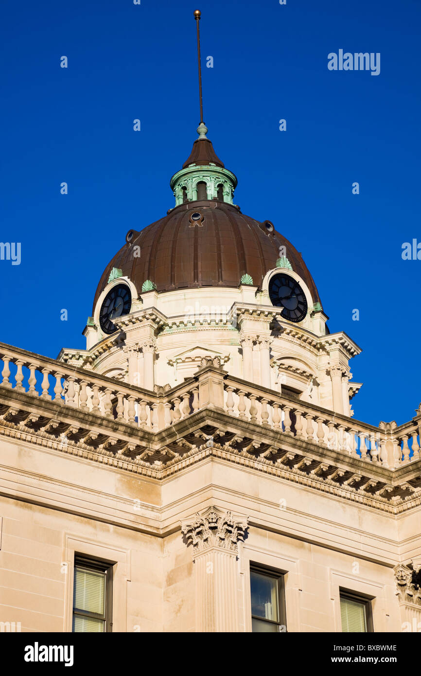 Courthouse in Bloomington Stock Photo Alamy