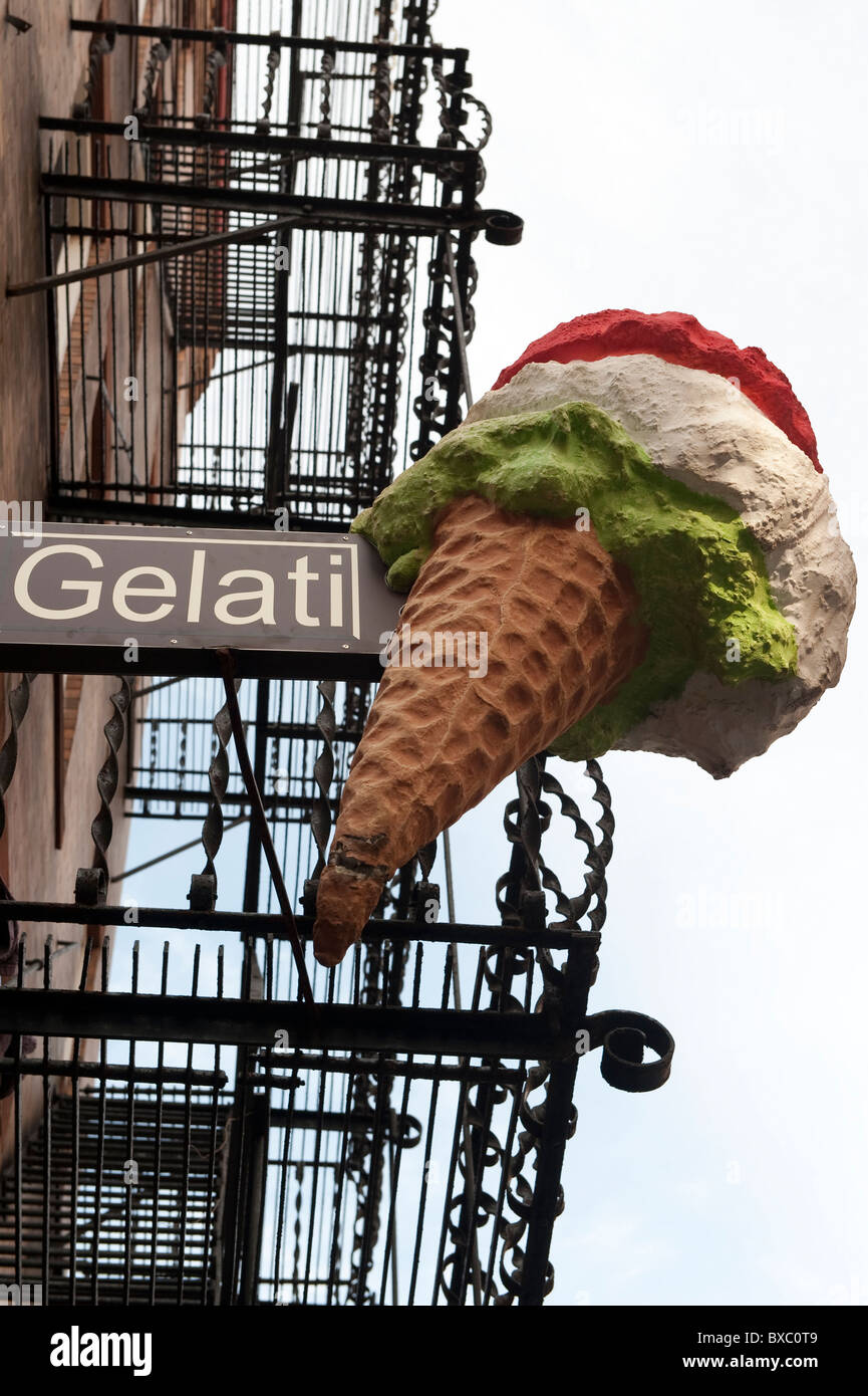 Gelati sign hi-res stock photography and images - Alamy