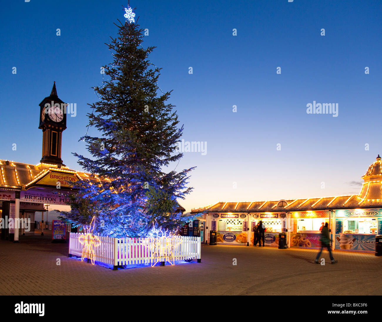 Xmas tree on pier hires stock photography and images Alamy