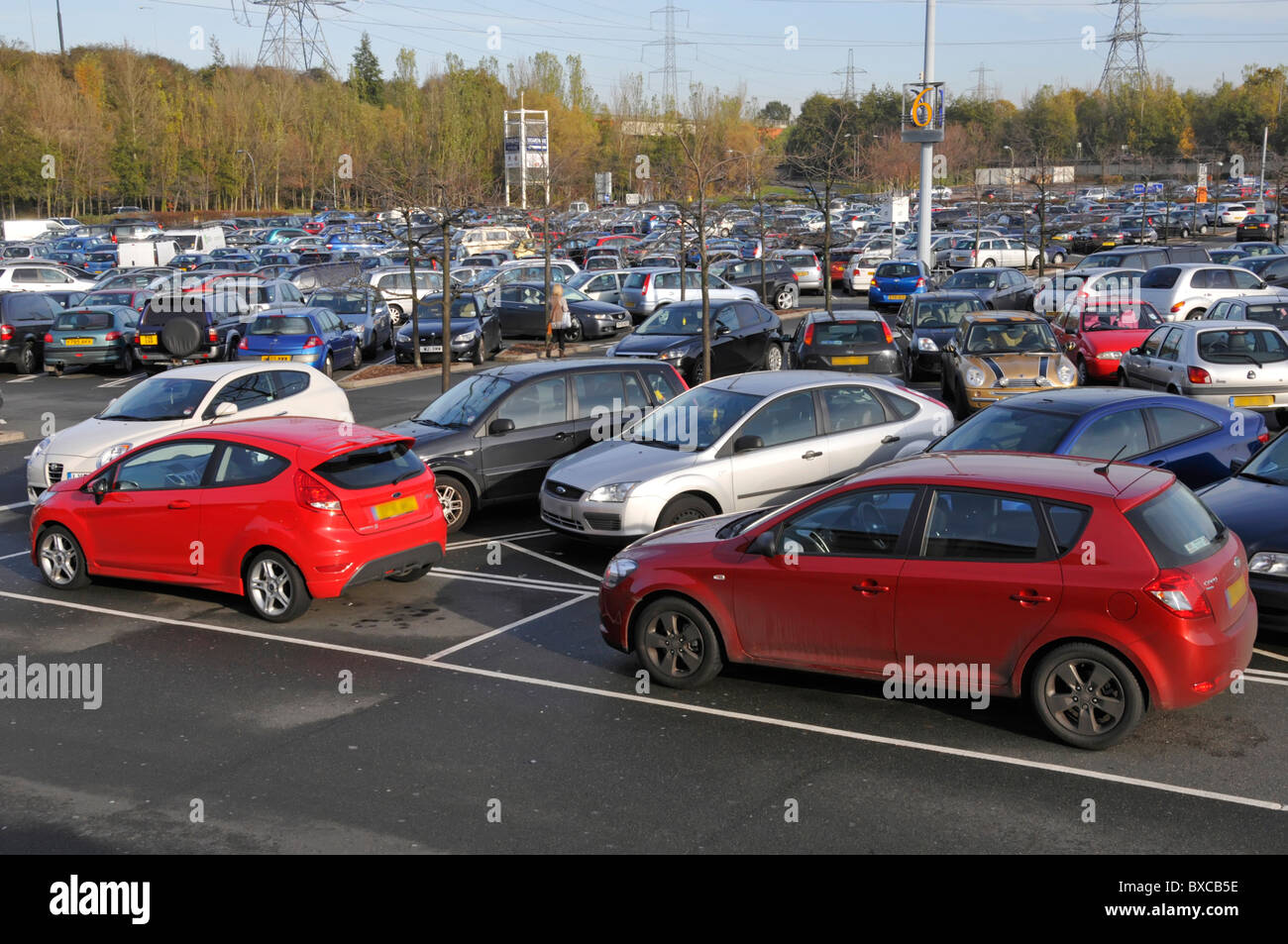 Shoppers free car parking outside Lakeside shopping complex Stock Photo