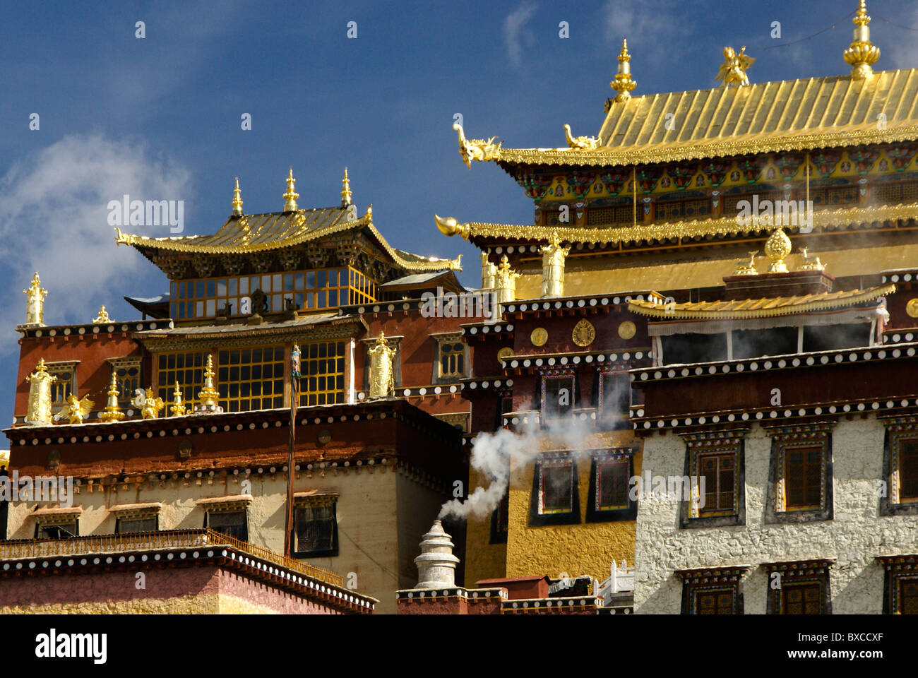 China shangri la yunnan hi-res stock photography and images - Alamy