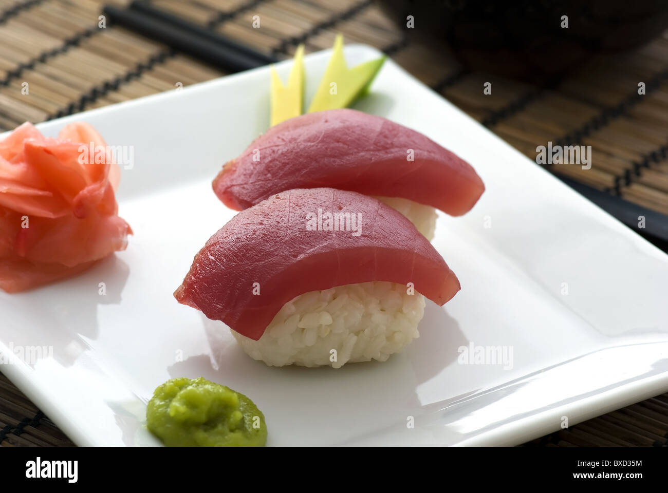 Albacore sushi hi-res stock photography and images - Alamy, image size:1300x960