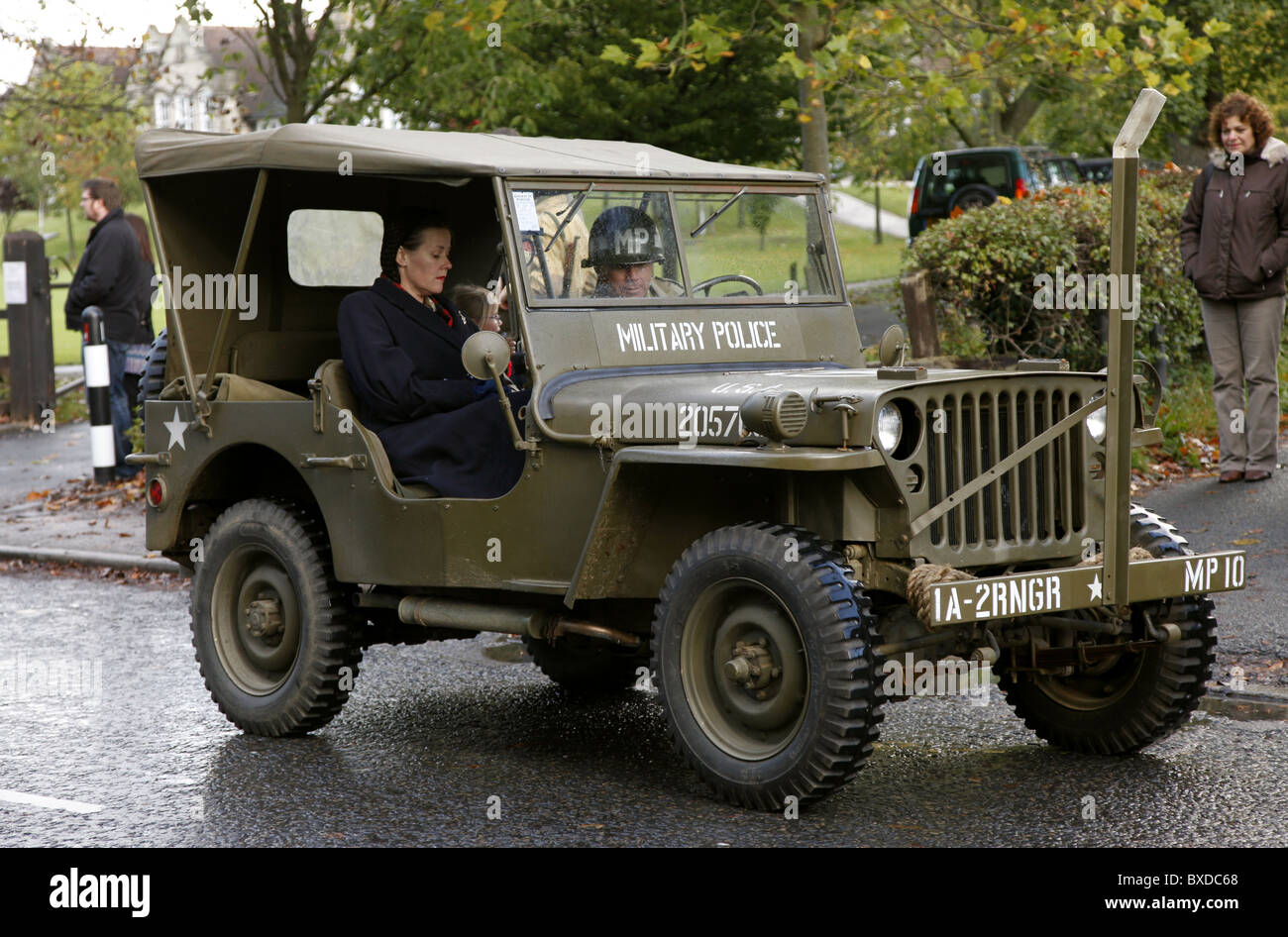 US GREEN MILITARY POLICE JEEP PICKERING YORKSHIRE PICKERING NORTH YORKSHIRE PICKERING NORTH YORKSHIRE 16 October 2010 Stock Photo
