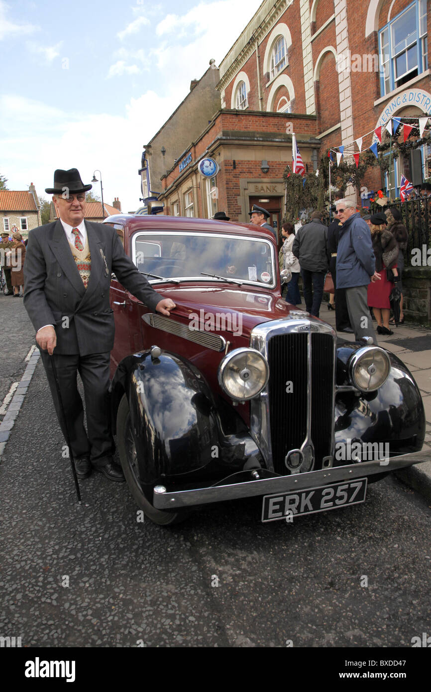 1940'S OWNER OF LANCHESTER CAR PICKERING YORKSHIRE PICKERING NORTH