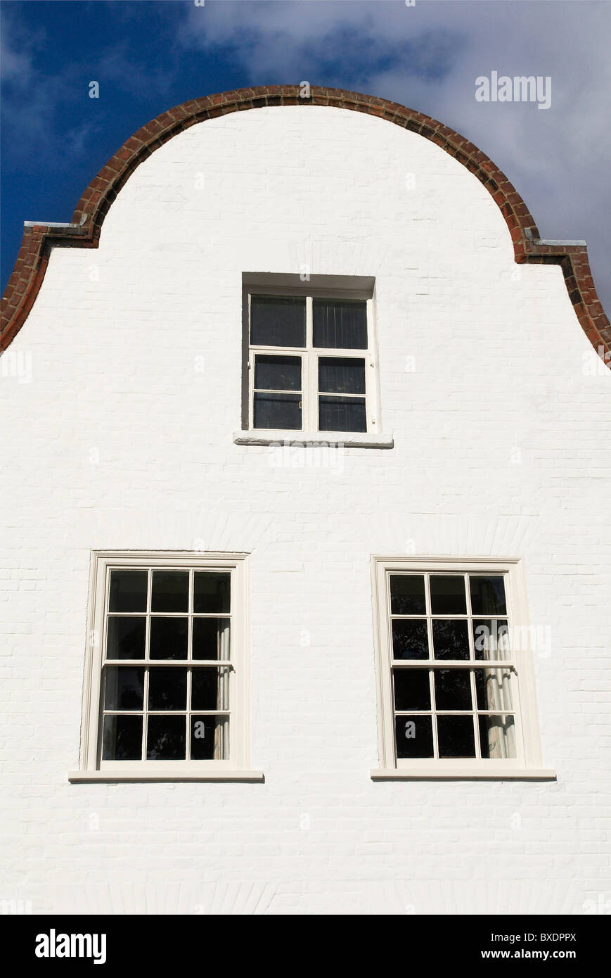 Curved gable hires stock photography and images Alamy