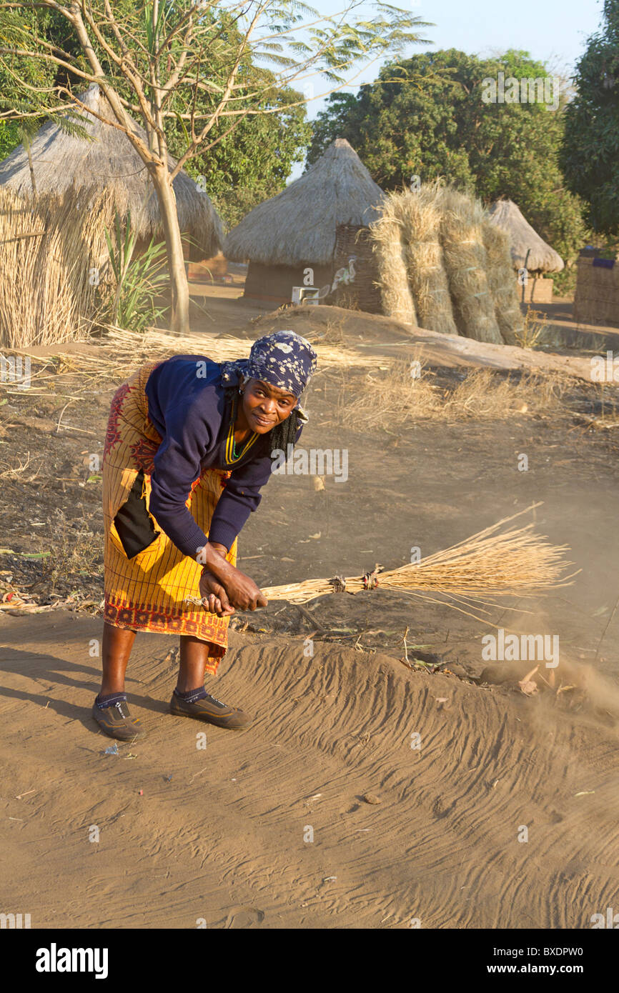 Straw broom hires stock photography and images Alamy