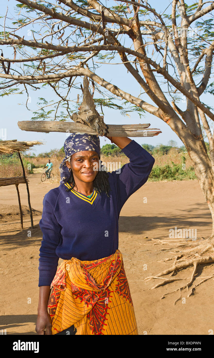 Zambia village women hi-res stock photography and images - Alamy