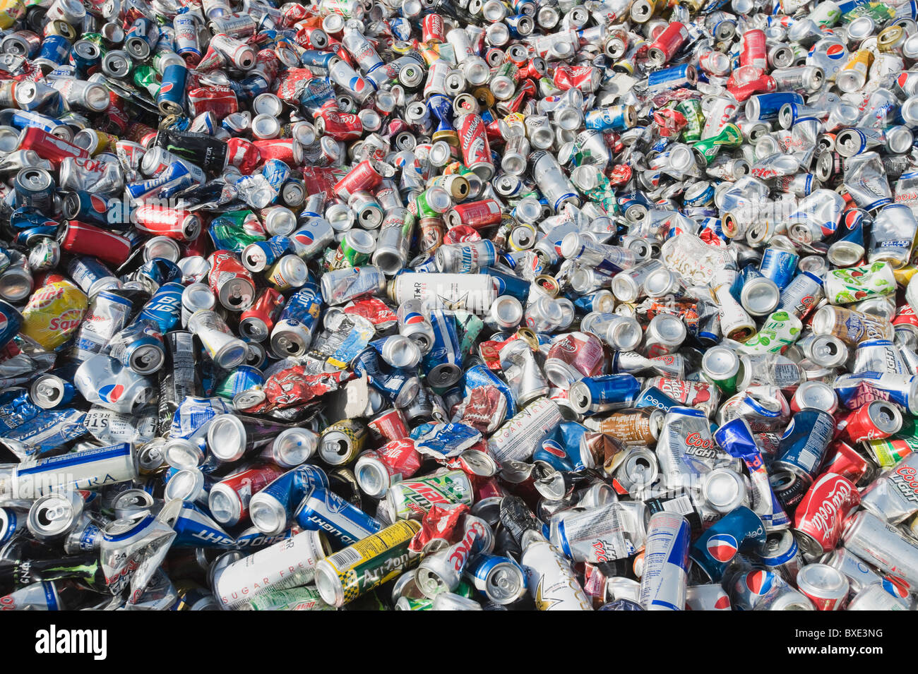 Pile of aluminum cans at recycling plant Stock Photo Alamy
