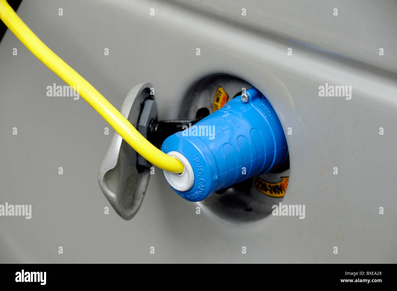 Electric waste vehicle hires stock photography and images Alamy