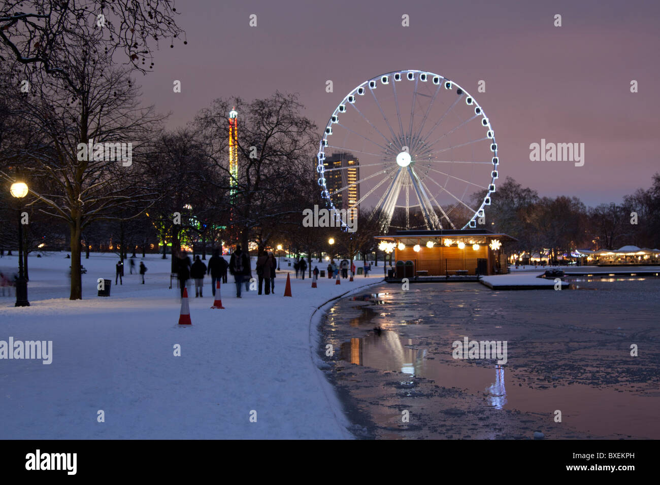 Winter Snowfall - Hyde Park - London Stock Photo