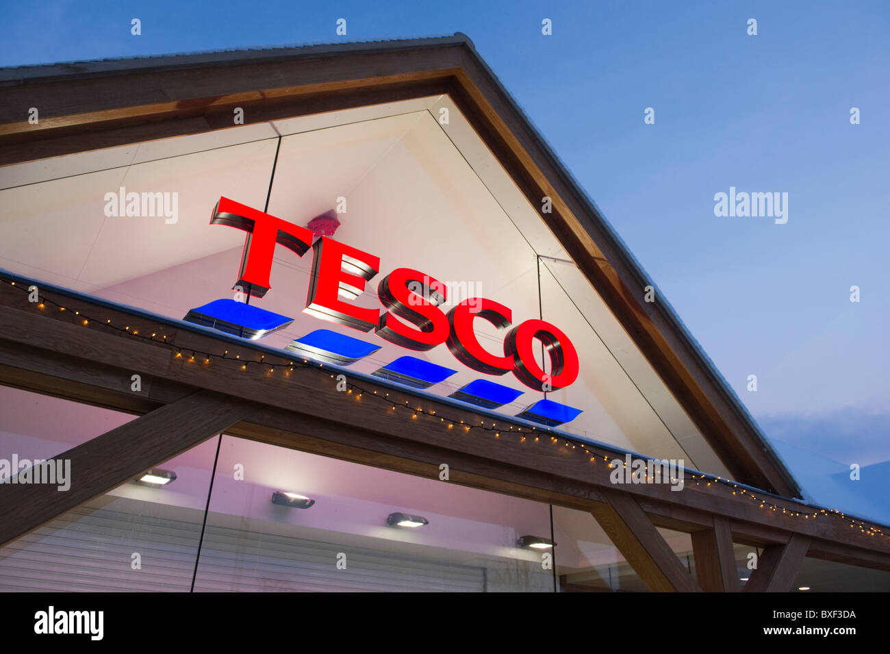 Gerrards cross tesco hires stock photography and images Alamy