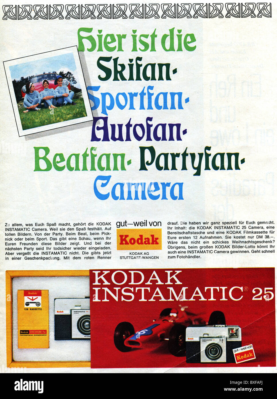 advertising, photography, advert for camera Kodak Instamatic 25, from the magazine 'Bravo', No. 50, 4.12.1967, Germany, Additional-Rights-Clearences-Not Available Stock Photo