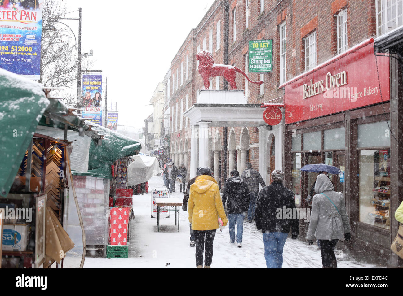 Shopping storm hires stock photography and images Alamy