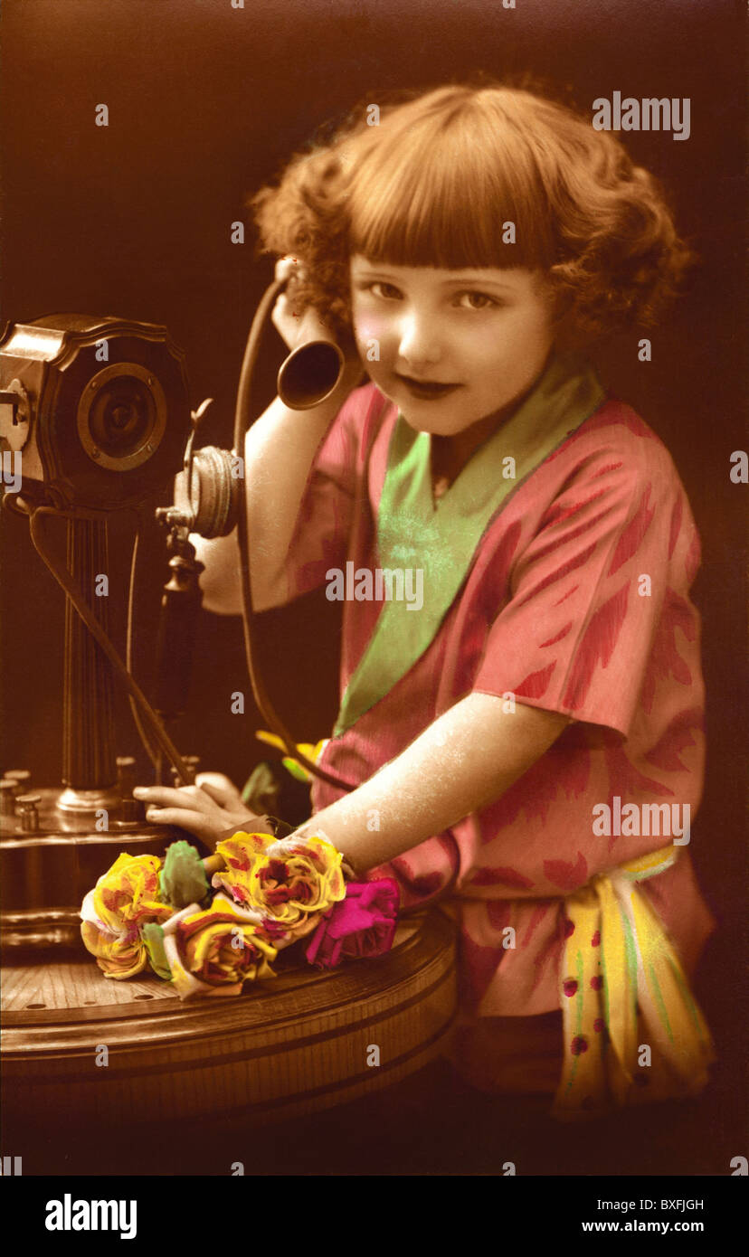 1920s telephone hi-res stock photography and images - Alamy
