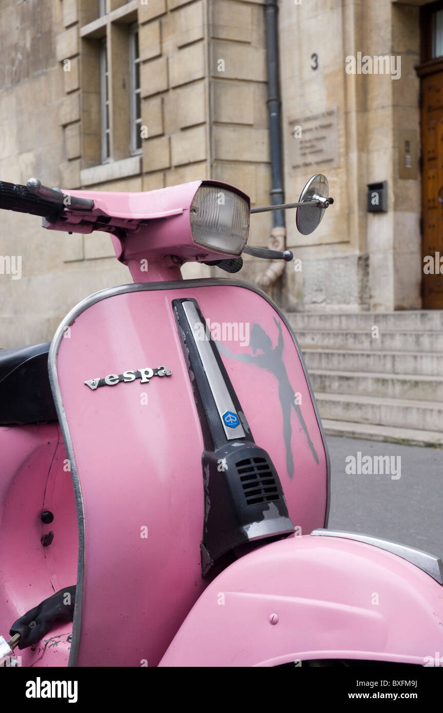 A pink vespa in Paris Stock Photo - Alamy
