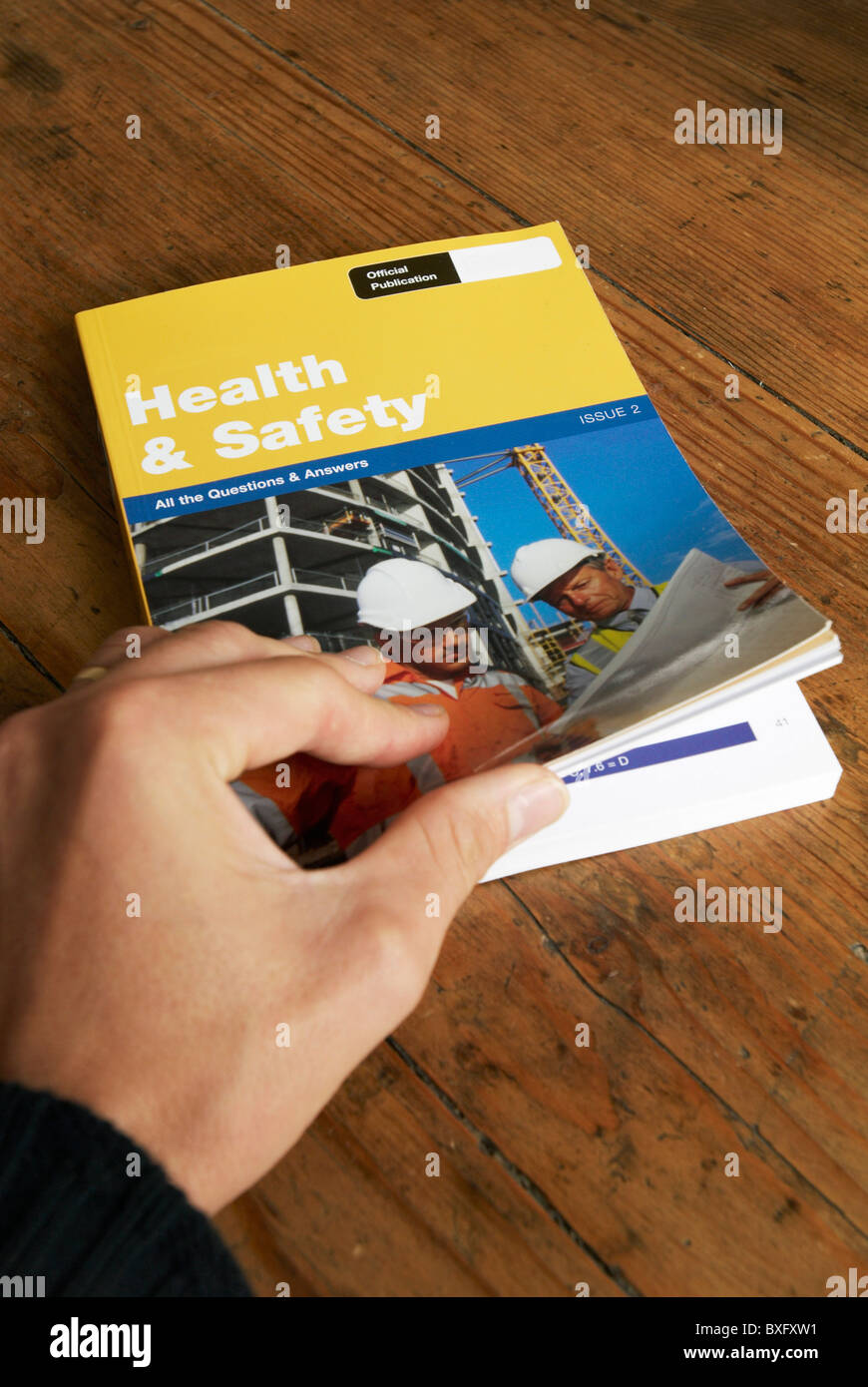 CSCS Health and Safety test revision booklet Stock Photo