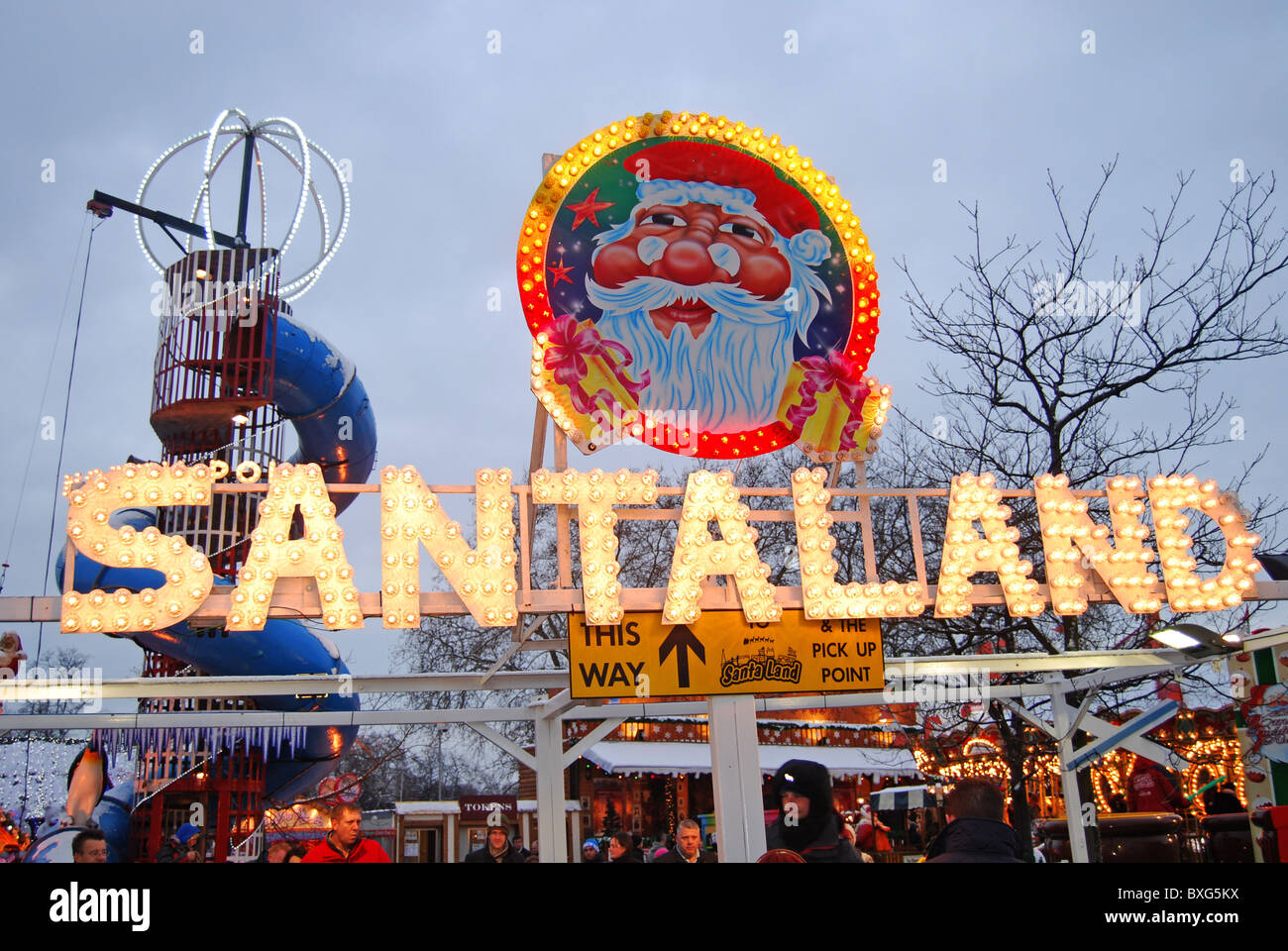 Winter wonderland london santa hi-res stock photography and images - Alamy